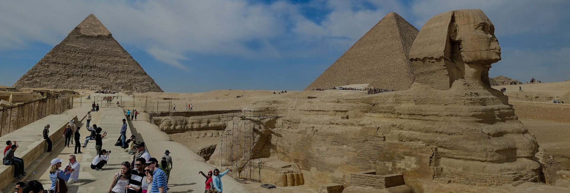 visit Giza pyramids and Egyptian museum and bazaar
